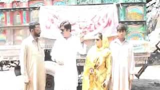 Flood Relief from Insan Dost Pakistan NGO.flv