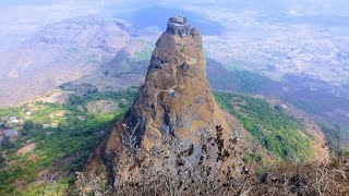 दुनिया का सबसे ऊंचा किला || आखिर राजा उपर कैसे चढ़ता था / ख़तरनाक क़िला kalavantin durg mystery fort