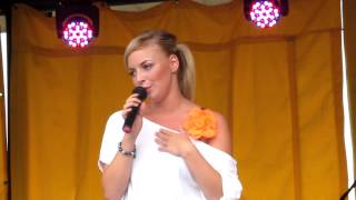 Markéta Konvičková - Zkus mě dál mít rád LIVE (25.8.2012, Petrovice u Karviné)