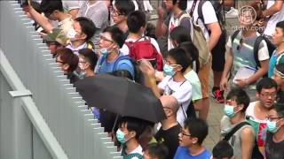 香港警方9月27日清場 逮捕佔據公民廣場學生