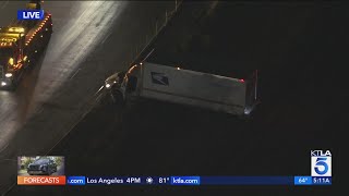 Metrolink train to Los Angeles delayed due to box truck blocking tracks 