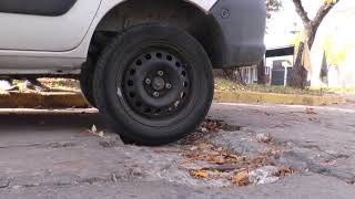 QUEJA DE VECINOS POR EL ESTADO DE LA CALLE EN LAVALLE AL 4300