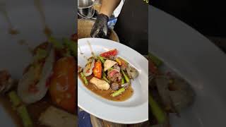 เกาเหลากุ้งสดหอยแครงหมูยอ  | ส้มตำเจ๊ต๊อกแต๊ก