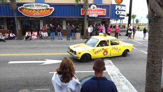 2 cars welded together doing figure 8