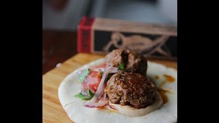 Mantry Live! Ep. 33 // 10 Min Harissa Lamb Meatball Pita