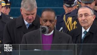 Bishop Wayne T. Jackson delivers the benediction at Inauguration Day 2017
