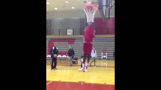 Jordan Walker dunk