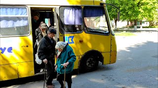 Мешканці селища Шевченко змогли отримати пенсію у центральному відділенні Укрпошти в Покровську