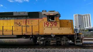 Union Pacific Light Power with UP 1939 EMD GP60 at Emeryville Station 1/28/2024 #unionpacific