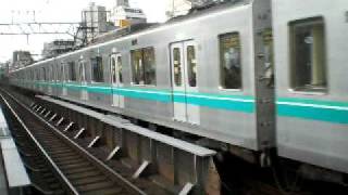 東京メトロ9000系9107編成「目黒線各停日吉行」到着