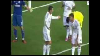 Cristiano Ronaldo & Sergio Ramos Argument Before Corner Kick Real Madrid vs Villarreal