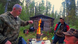 Укрылись от грозы в избушке. Трудная дорога, река обмелела! Супер рыбалка на таёжной реке! Тайга.