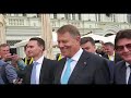 președintele iohannis la plimbare prin timisoara