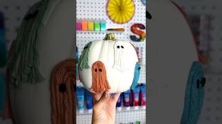Easy pumpkin decorating idea! #pumpkin #pumpkins #pumpkindecor #halloween #halloweencraft