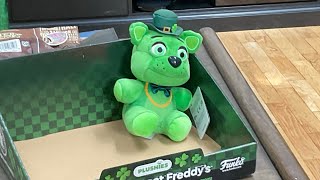 I FOUND THE SHAMROCK FREDDY PLUSH!!!! (Fnaf plush shopping episode 2) read dec