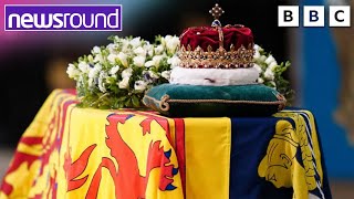 Queen Elizabeth II's coffin arrives in London | Newsround
