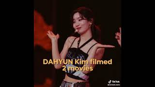 DubuTV: Jihyo made Dahyun act live on stage at Amazon Music live show #kpop #twice #다현 #트와이스 #shorts