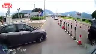 馬路炸彈系列：機場停車場BENZ老馮出大路唔睇車（轉載） 車CAM直擊