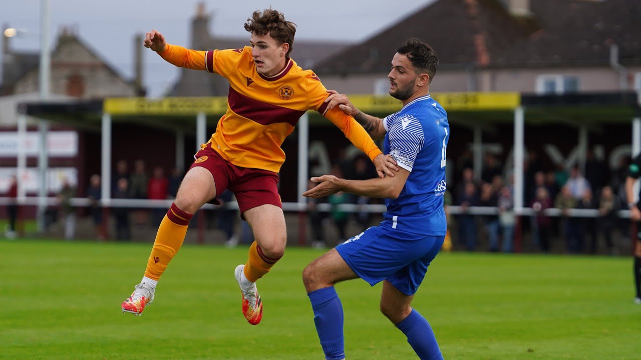 Below The Mark // Tranent 0-0 Motherwell B (3-1 Pens) - YouTube