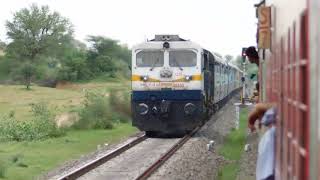 22421 DEE JU Salasar SF Express Crossing 22915 BDTS HSR SF Express : Indian Railways