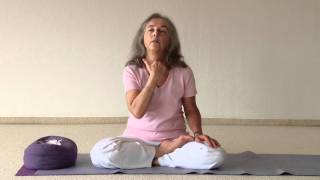 Uddhiyana Bandha and Nauli explained - Narayani talks about the benefits of these 2 Yoga Kriyas