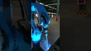 The synergy between #Megmeet Welding Machine and #CRP Robot for pulsed welding!