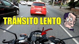 COMO ANDAR DE MOTO NO TRANSITO LENTO