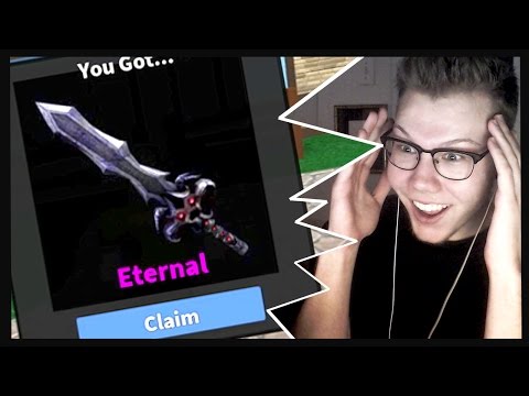 Unboxing Rarest Godly Knife Ever Roblox Mm2 Playithubnet -