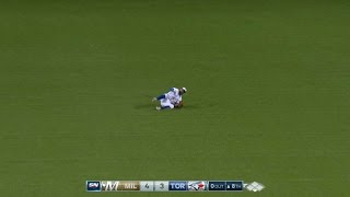 MIL@TOR: Pillar lays out to make a terrific catch