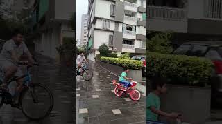 When your kid finally ride a bike 🚲 #shorts #dadandbaby #outdoorplay #screentime