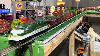 MODEL TRAIN ORE & COAL CAR CONSIST. DASH 9 PULLING 15 CARS. SUNDAY FUN 11/17/24 @model train @coal