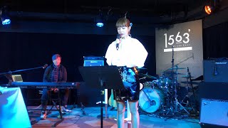 趙慧珊 Aka 你在聽嗎？ Mini Live  開始喇