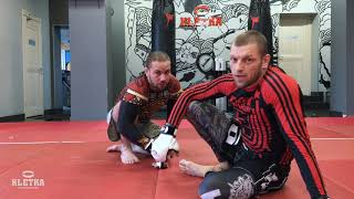 Свип из бабочки Butterfly Guard Sweep под ММА. Варианты борьбы в партере от Андрея Басынина