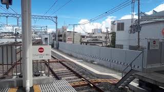 阪神電車阪神甲子園駅で直通特急姫路行き入線シーン（2018年8月13日月曜日）携帯電話で撮影