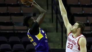 Chris Boucher goes for 25 points & 12 rebounds