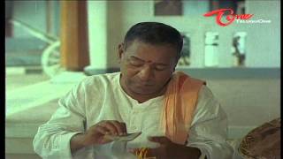 Suttivelu As Astrologer Hilarious Scene With His Beautiful Wife