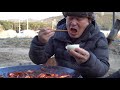 부드럽고 쫄깃한 돼지껍데기 볶음에 소주 한 잔 marinated grilled pig skin 요리 u0026먹방 mukbang eating show