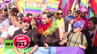 Lezbiyen, Gey, Biseksüel, Trans ve İnterseks. LGBTİ Türkiye, İstanbul Eşcinsel Onur Yürüyüşü