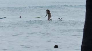 waikiki beach surfer surfing hawaii oahu honolulu 20170410 2