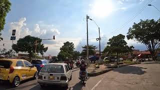 Atravesé el DISTRITO DE AGUABLANCA Por toda la AV. Ciudad de CALI.