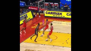 Steph Curry BEAUTIFUL full court pass to Wiggins 🔥
