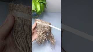 Mini mop. Use a roll of rope to make a mini mop on May Day. It’s so cute. Come and play DIY with yo