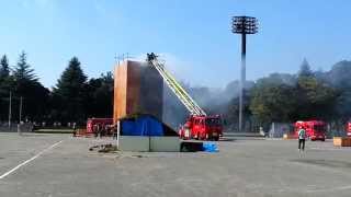 緊急走行！緊走する消防隊、IVECO梯子車、救急車（佐野市総合防災訓練）消火訓練