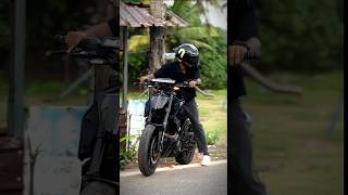 Black lovers ഇണ്ടോ കറുപ്പ് എന്നും മാസ്സ് ആണേ 🥰 #shorts #trending #viralshorts #kerala #biker