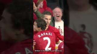 Van Persie signed for #manchesterunited 11 years ago today #premierleague #mufc