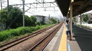 7月25日 EF65-2117 貨物色赤プレート 単機回送 新川崎駅通過