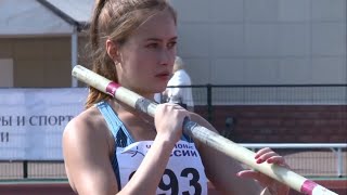 Russian Pole Vaulter - Polina Knoroz 俄罗斯 撑杆跳 女神 (insta on description)