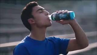 Alerta por las bebidas isotónicas: ¿es malo tomar Gatorade o Powerade?