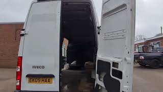 EK09HAA IVECO DAILY 35S14 LWB - MANUAL DIESEL