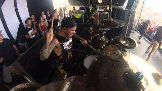 JAKE GARLAND- No Ordinary Love (Live @ Warped Tour)